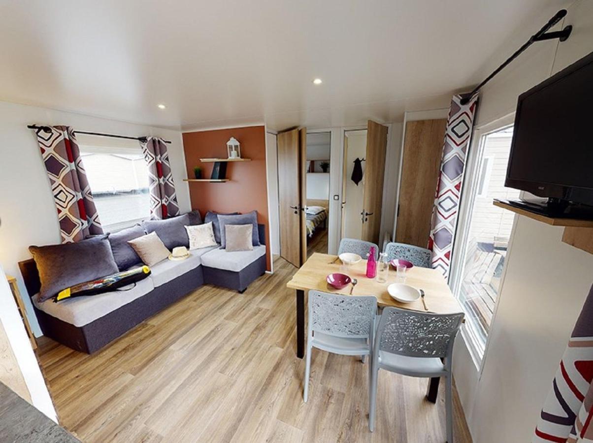 Camping Le Balcon De La Baie Saint-Marcan Exterior foto